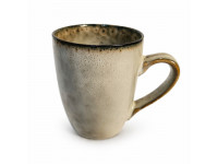 Taza wabi-sabi de color ceniza