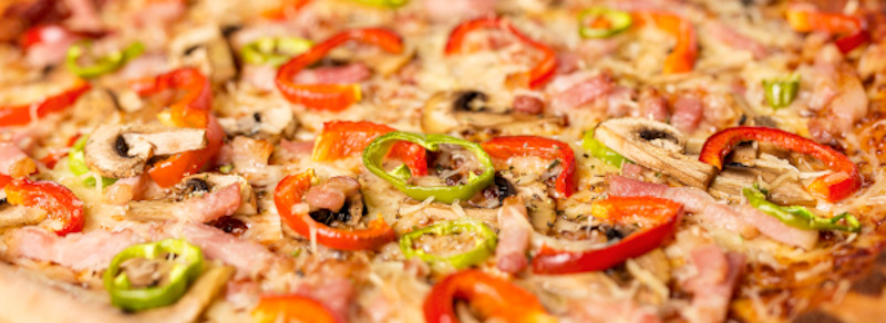 pizza con orégano