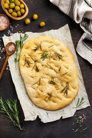 focaccia con hierbas provenzales